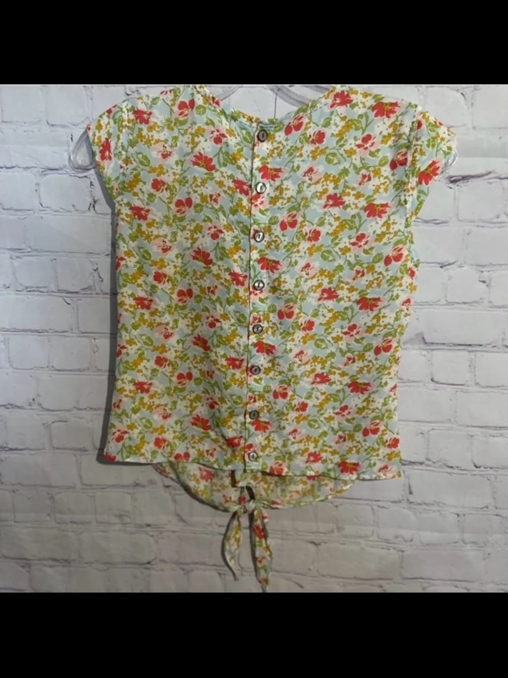 💐 10 for $50 Matilda Jane Light Green Floral Tie-Front Cap Sleeve Blouse